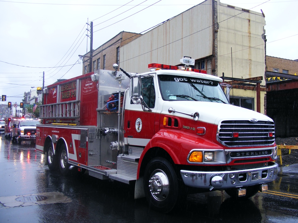 9 11 fire truck paraid 105